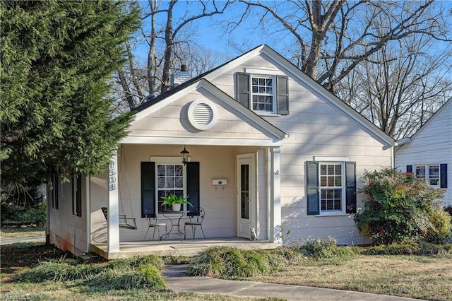 view of front of house with covered porch