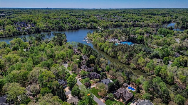 10 Sunfish Pt, Greensboro, NC 27455 - aerial view of property and surrounding area with a heavily wooded area and a large body of water