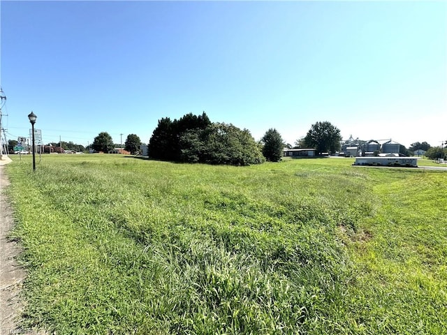 Listing photo 3 for TBD S Carolina Ave, Boonville NC 27011