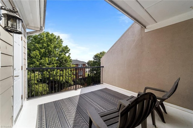 606 Bellemeade St, Greensboro, NC 27401 - view of balcony