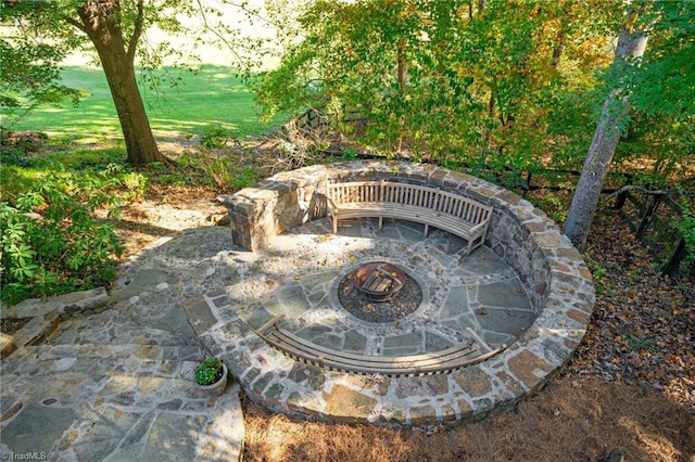 view of patio with an outdoor fire pit