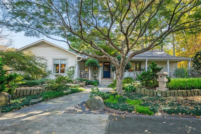 view of front of house with a porch