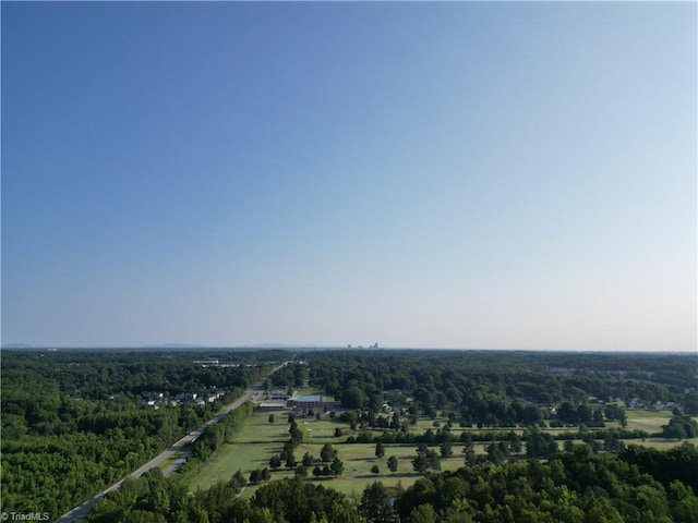 3972 Creekside Ct, Winston-Salem, NC 27127 - aerial view of property and surrounding area featuring a heavily wooded area