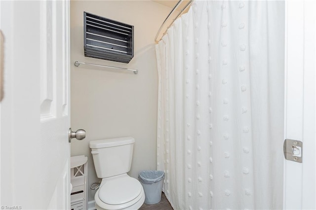 1765 Midway School Rd, Winston-Salem, NC 27107 - full bathroom with toilet and curtained shower