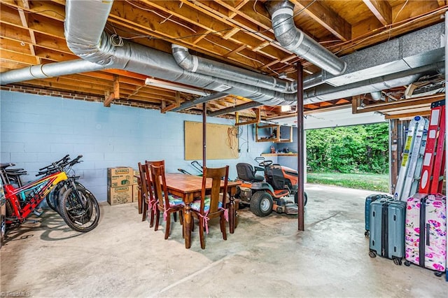 2215 Hickswood Rd, High Point, NC 27265 - below grade area with concrete block wall