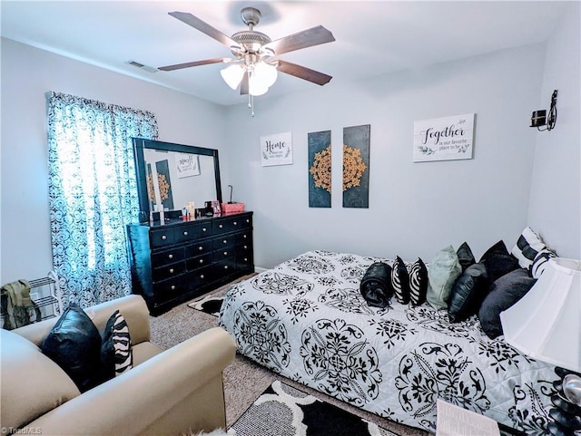 bedroom featuring carpet flooring and ceiling fan