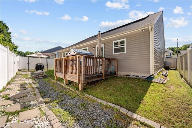 574 Freeport Ct, Winston-Salem, NC 27127 - rear view of property featuring a wooden deck