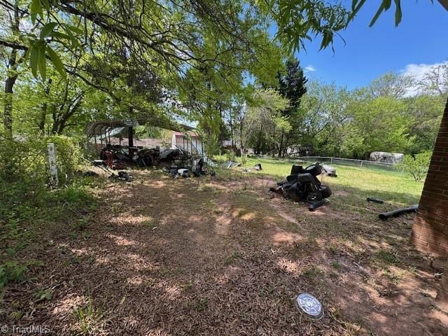 1226 Lewis St, Eden, NC 27288 - view of yard
