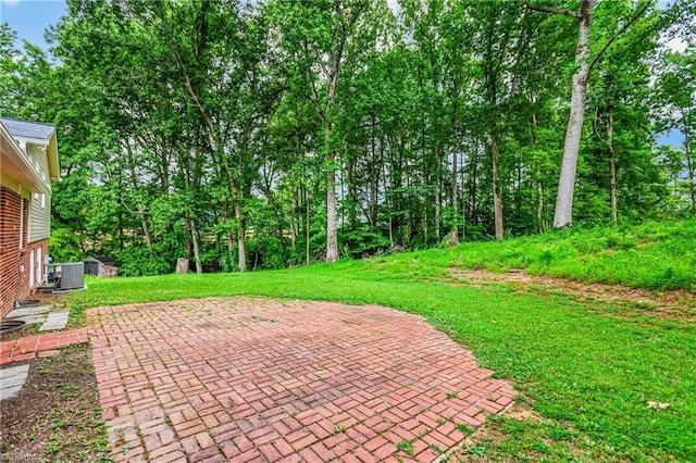 911 Chuppway Ct, Winston-Salem, NC 27106 - view of patio / terrace