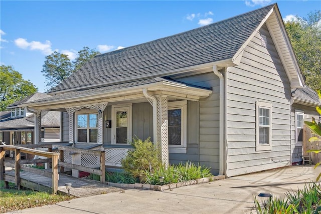 view of front of house with covered porch