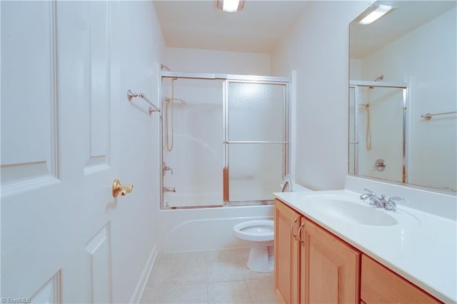 full bathroom featuring vanity, toilet, and enclosed tub / shower combo