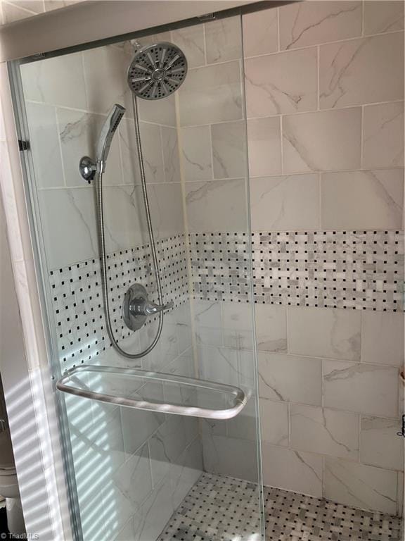 120 King Arthur Dr, King, NC 27021 - bathroom with a shower stall