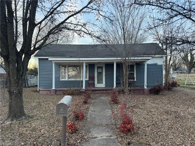 view of front facade with a porch