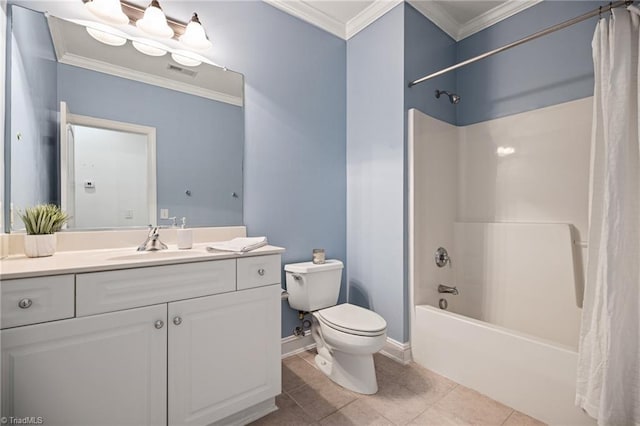 full bath with crown molding, shower / bath combo, visible vents, and toilet