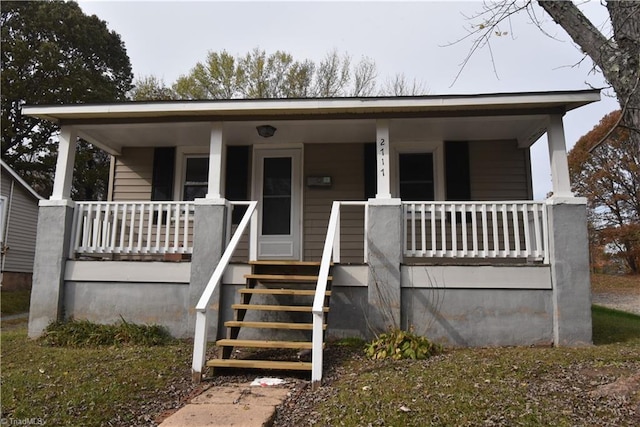 view of front of property with covered porch