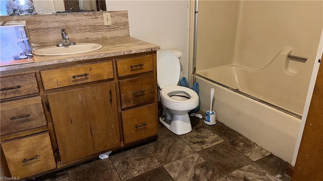 225 Dan Bryant Rd, Pilot Mountain, NC 27041 - full bath with toilet, vanity, and tub / shower combination