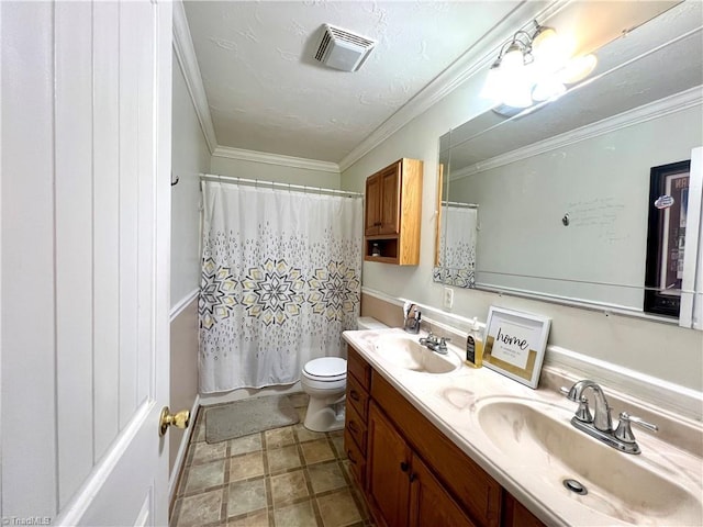 full bathroom with crown molding, shower / bathtub combination with curtain, vanity, and toilet