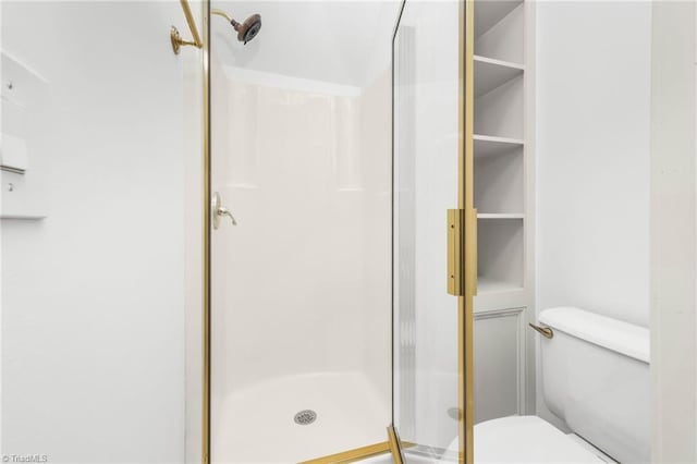 1000 Brookmeade Dr, Winston-Salem, NC 27106 - bathroom with a shower stall and toilet