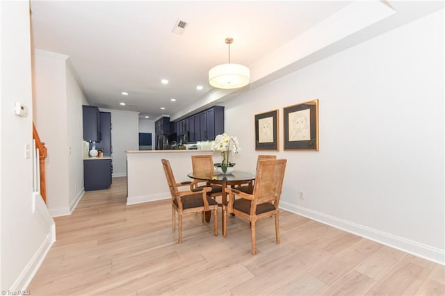 4294 Plantation Ridge Ln, Greensboro, NC 27409 - dining room featuring light wood-style flooring, recessed lighting, and ornamental molding