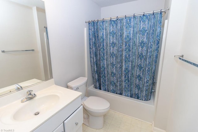 2221314 Delaney Dr, Burlington, NC 27215 - full bath featuring vanity, shower / bath combo, and toilet