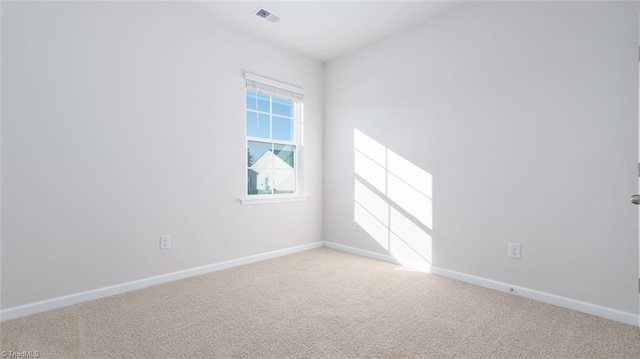 280 Lisa Ln, Winston-Salem, NC 27107 - unfurnished room with light carpet and baseboards