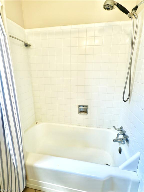 211 Hermitage Rd, Greensboro, NC 27403 - bathroom with shower / bath combination