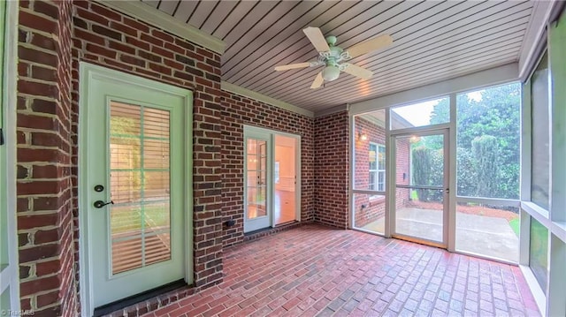 5567 Foxgate Cir, Winston-Salem, NC 27106 - unfurnished sunroom featuring ceiling fan