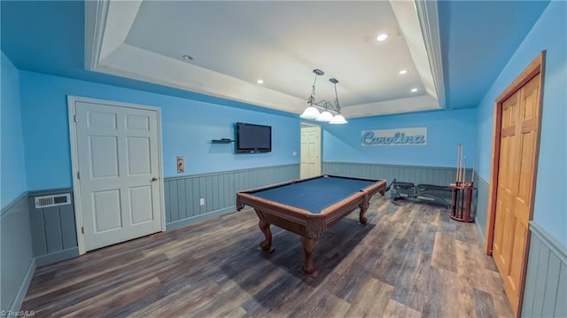 1005 Fallbrook Ln, Lewisville, NC 27023 - recreation room with a raised ceiling, billiards table, wood finished floors, wainscoting, and recessed lighting
