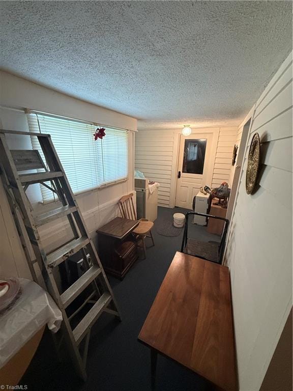 535 Worth St, Mount Airy, NC 27030 - living room with a textured ceiling and carpet