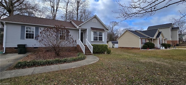 view of front of home with a front yard