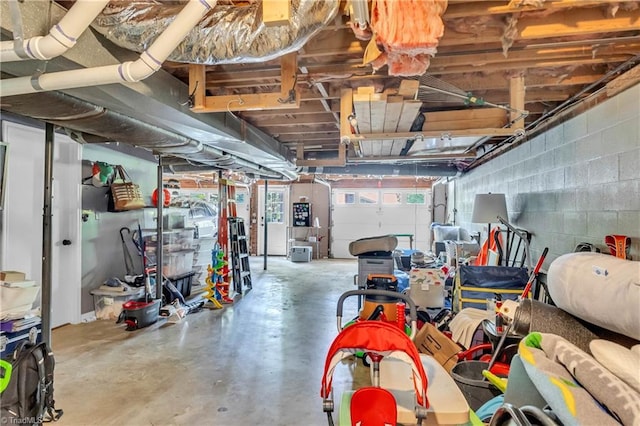 3480 York Rd, Winston-Salem, NC 27104 - garage with concrete block wall
