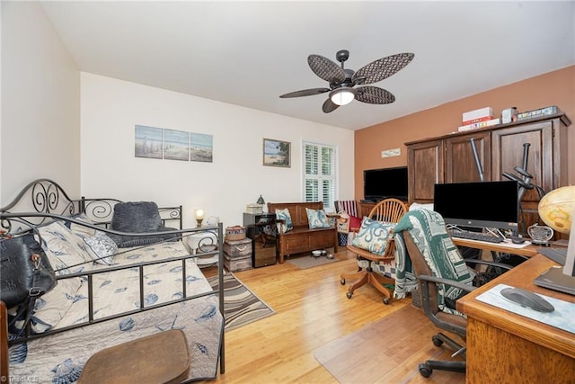 1973 Old Mountain Rd, Thomasville, NC 27360 - office space featuring light wood-style floors and ceiling fan