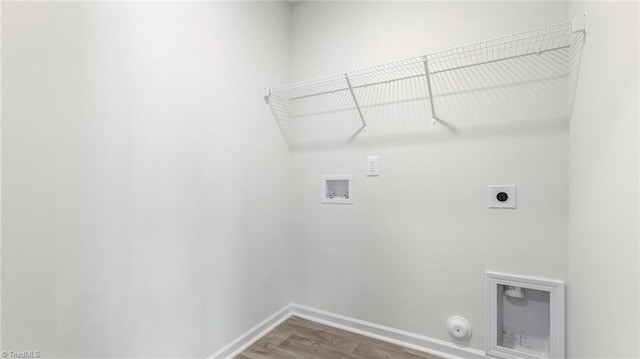 821 Merriweather Dr, King, NC 27021 - laundry room with hookup for an electric dryer, hookup for a washing machine, gas dryer hookup, baseboards, and wood finished floors