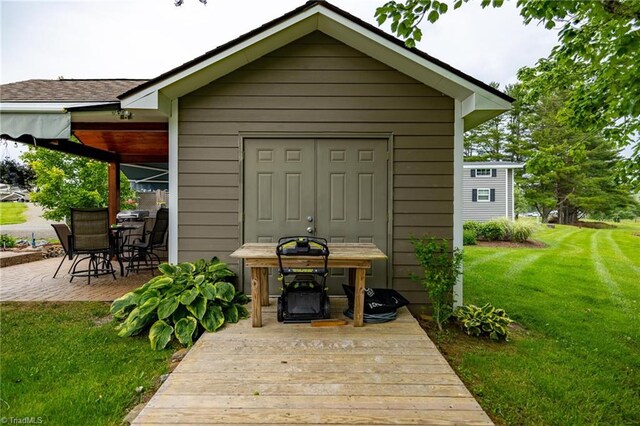 2330 Edmonds Rd, Galax, VA 24333