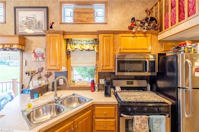 2330 Edmonds Rd, Galax, VA 24333