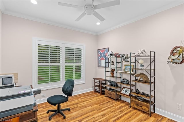 office space with wood finished floors, ornamental molding, baseboards, a ceiling fan, and recessed lighting
