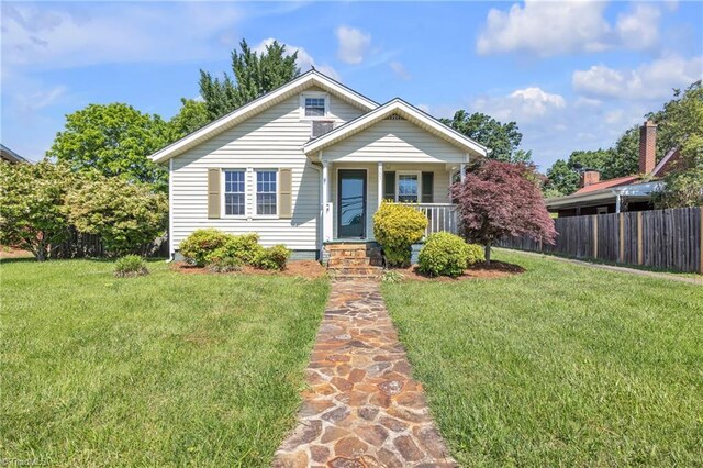 307 S Key St, Pilot Mountain, NC 27041 - bungalow with a porch