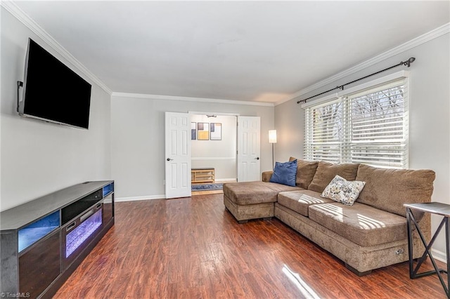 living room featuring crown molding, dark wood-type flooring, and baseboards