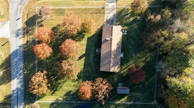 drone / aerial view with a rural view