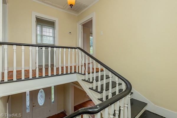 112 S Caldwell St, Salisbury, NC 28144 - view of staircase