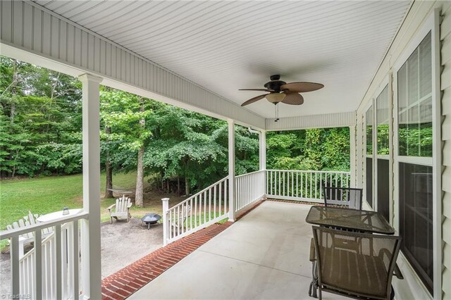 269 Country Villa Dr, Lexington, NC 27295 - view of patio / terrace with ceiling fan