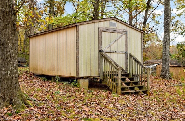 view of outbuilding