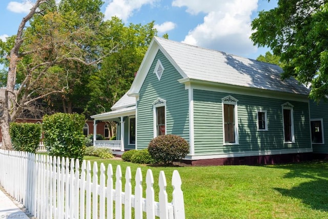 301 S Shaver St, Salisbury, NC 28144 - view of front of house featuring a porch