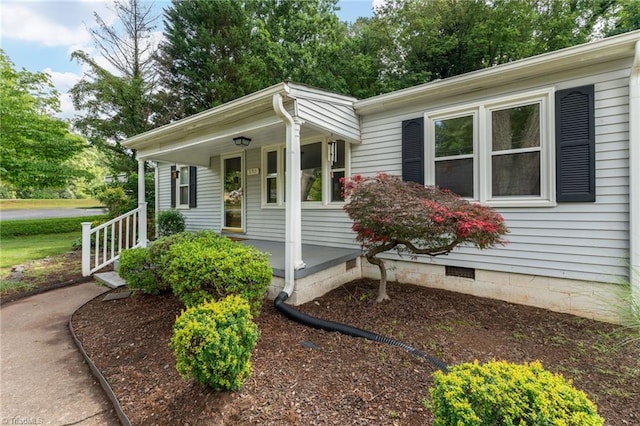 225 Harper St, Winston-Salem, NC 27104 - view of front facade with a porch and crawl space