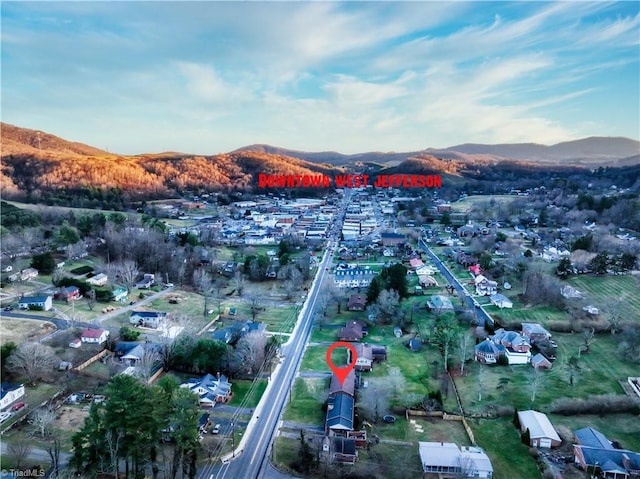 bird's eye view with a mountain view