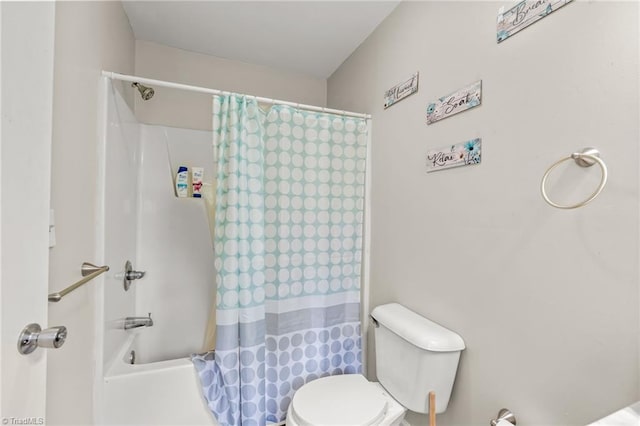 124 Jacklyn Ct, High Point, NC 27265 - bathroom featuring toilet and shower / bathtub combination with curtain