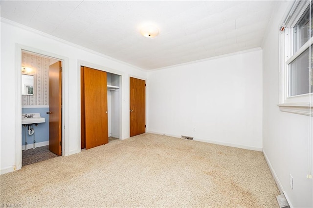 610 Frye Bridge Rd, Clemmons, NC 27012 - unfurnished bedroom with a closet, carpet flooring, and ensuite bath