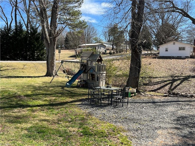 view of yard featuring a playground