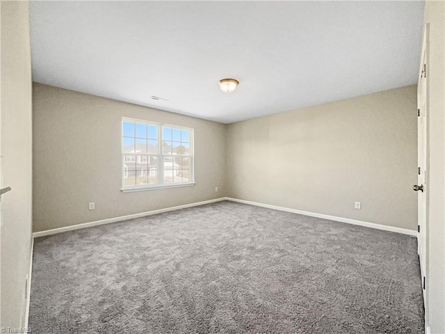 empty room featuring carpet