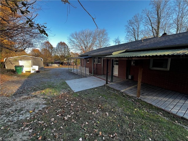 view of yard with a patio